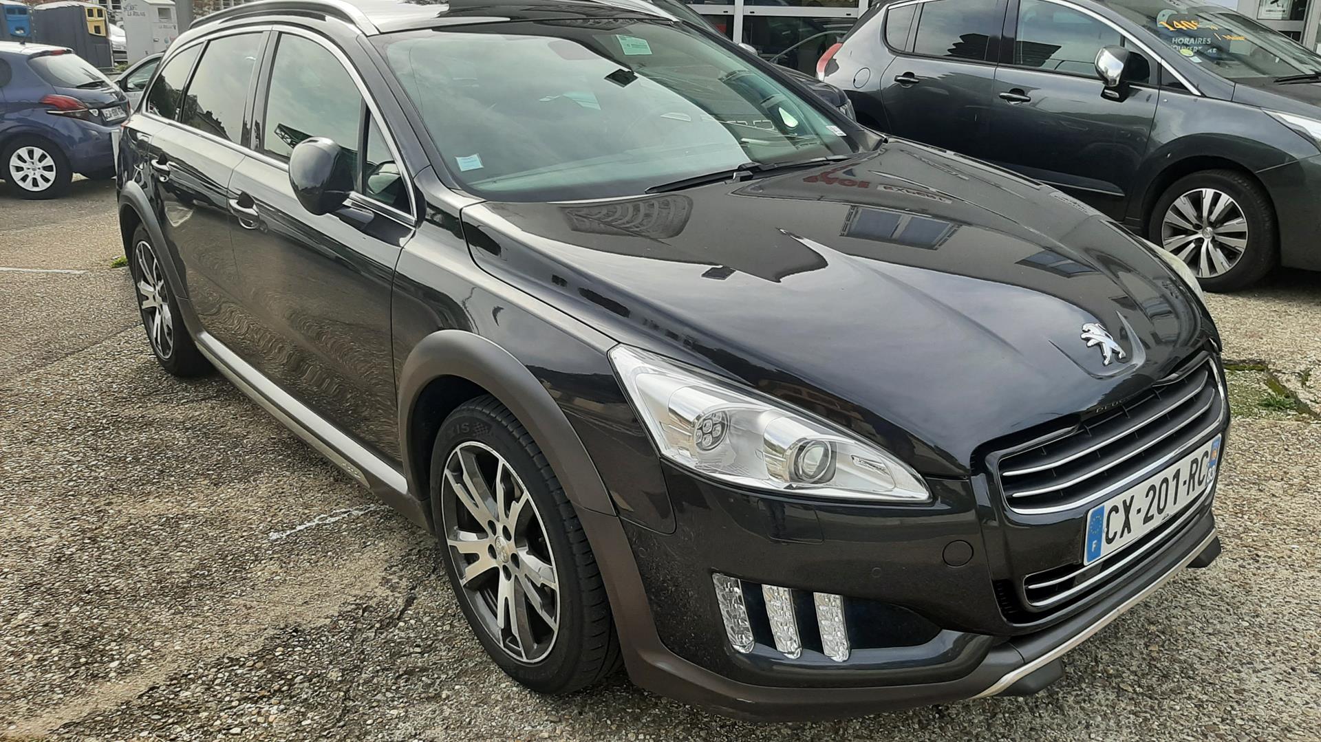 photos de la voiture en question