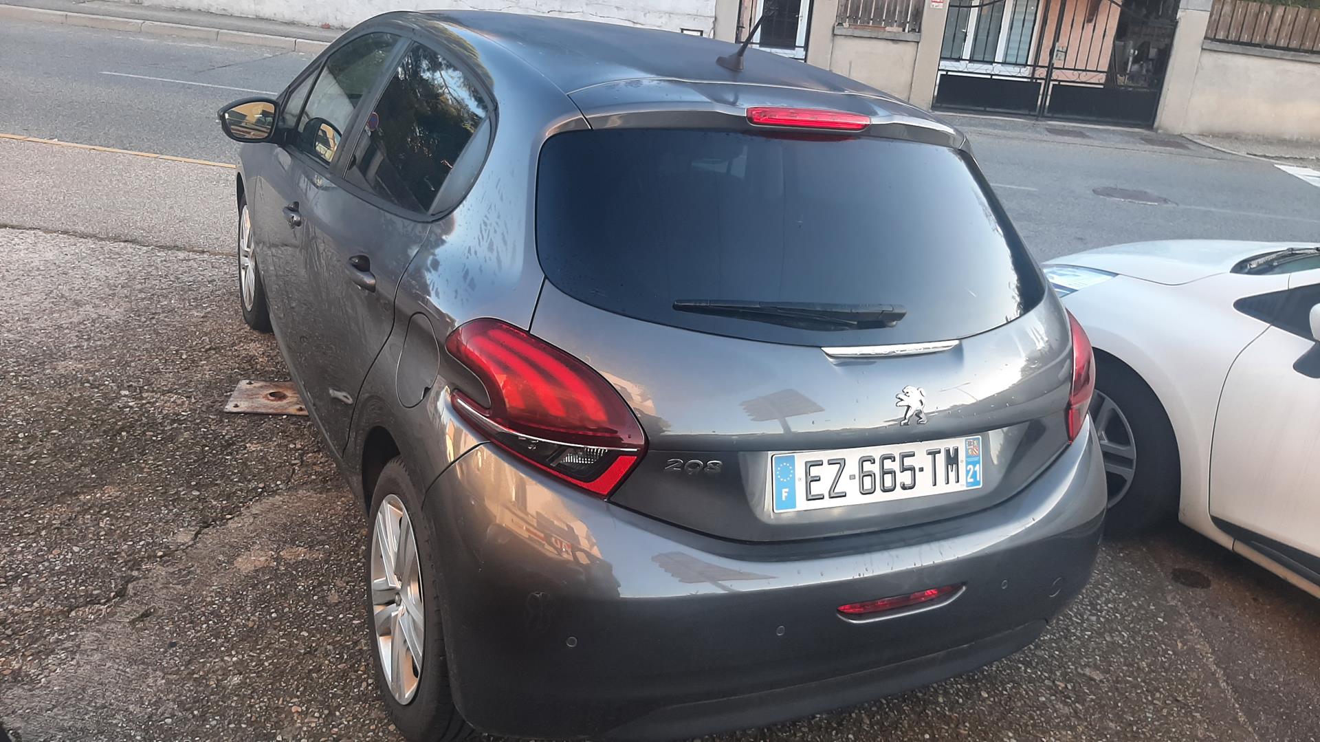 photos de la voiture en question