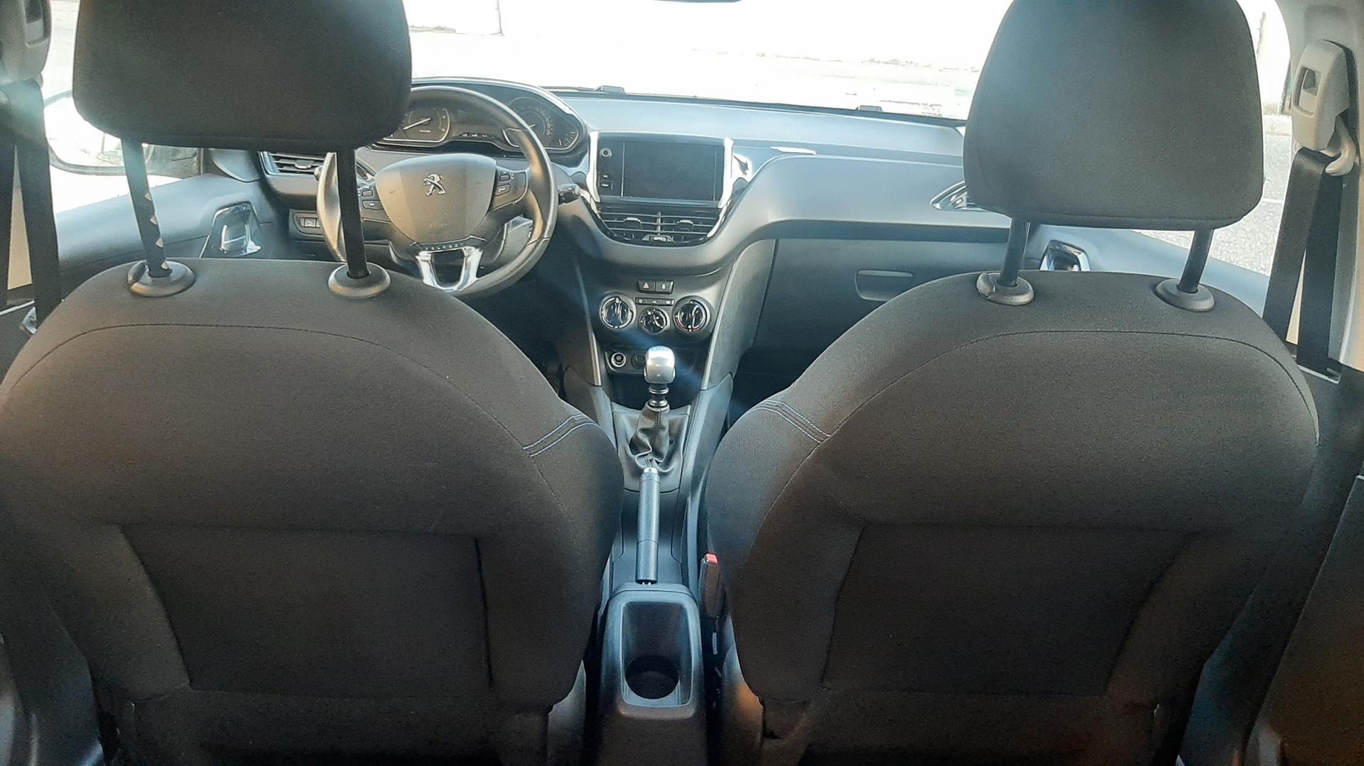 photos de la voiture en question