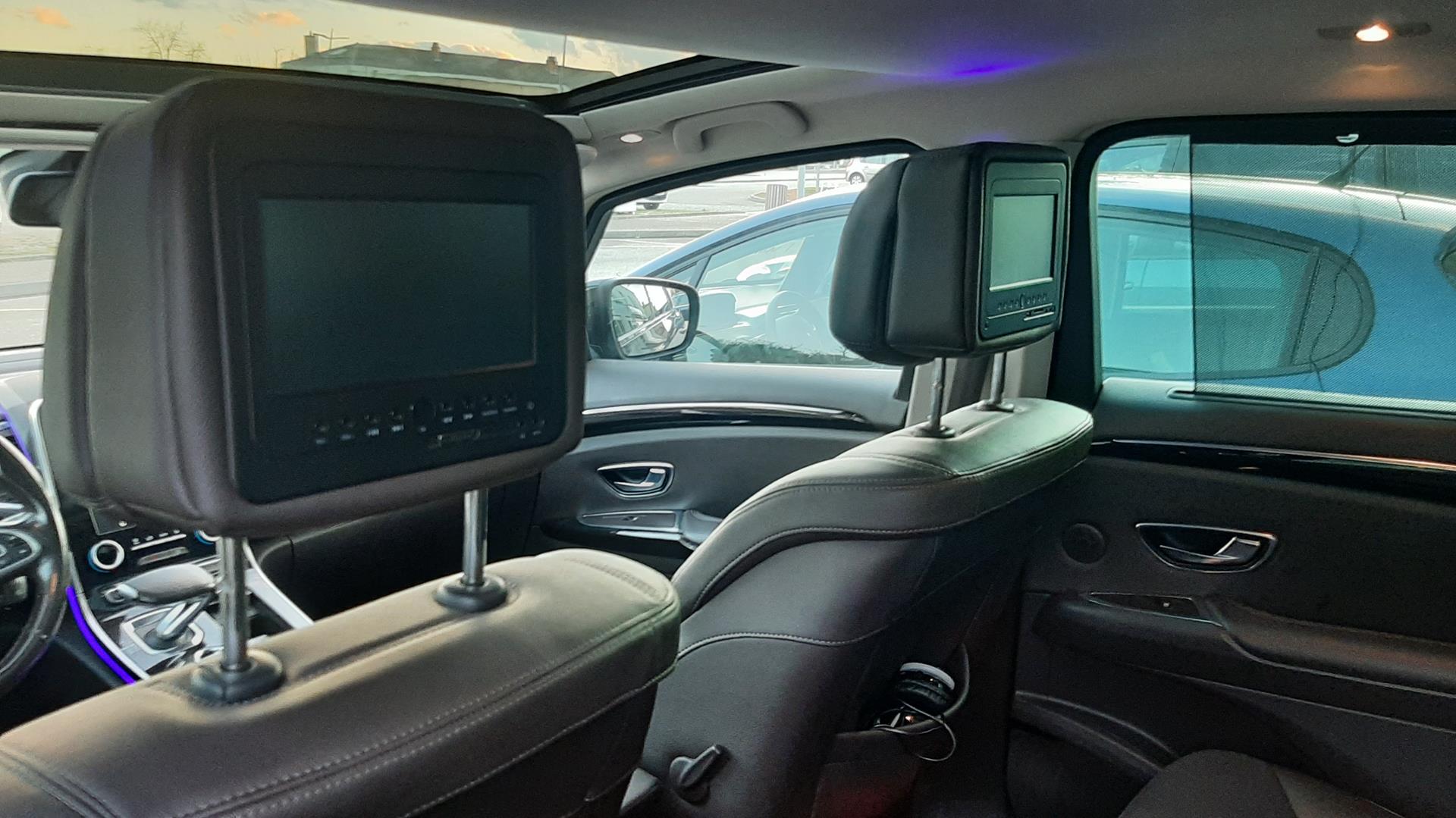 photos de la voiture en question