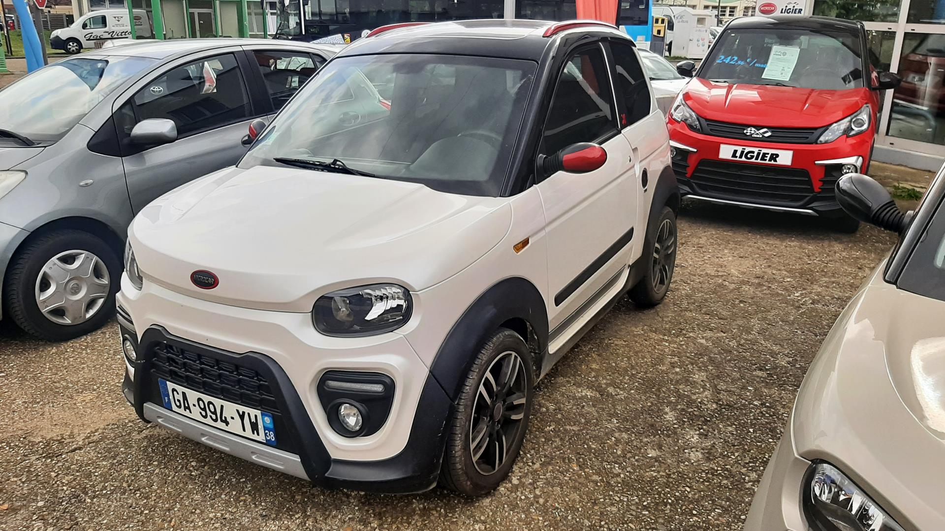 photos de la voiture en question