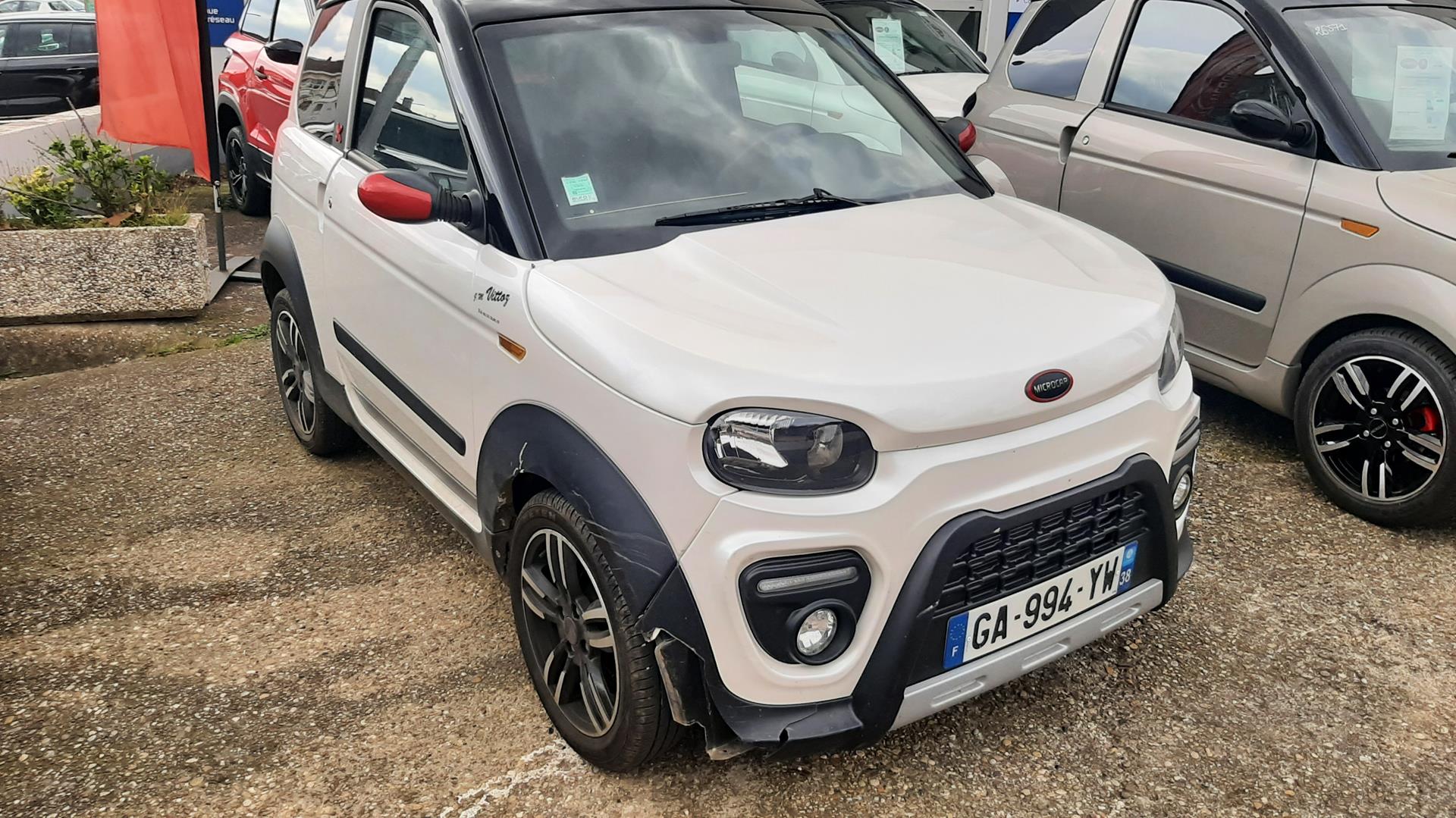 photos de la voiture en question