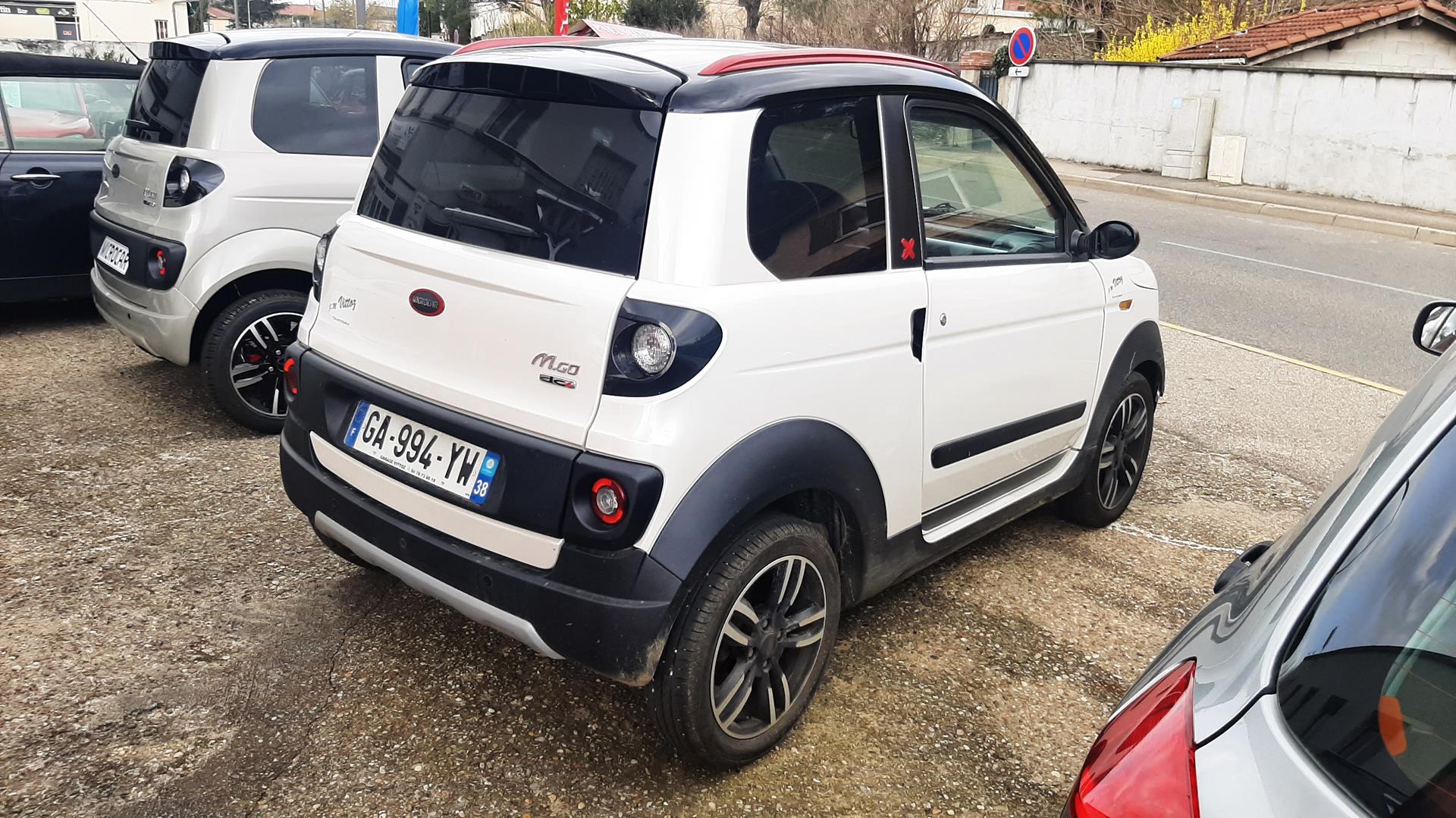 photos de la voiture en question