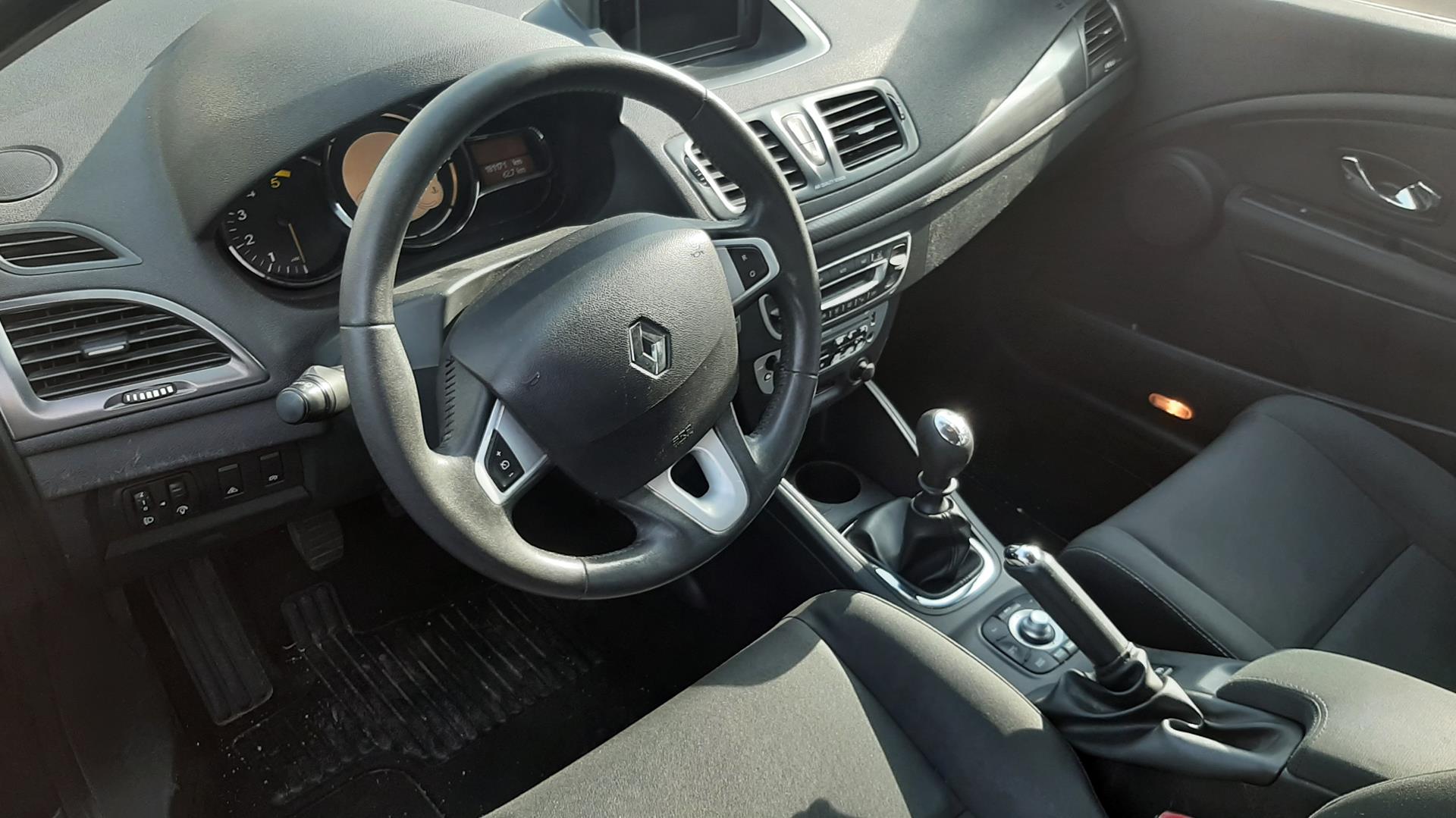 photos de la voiture en question