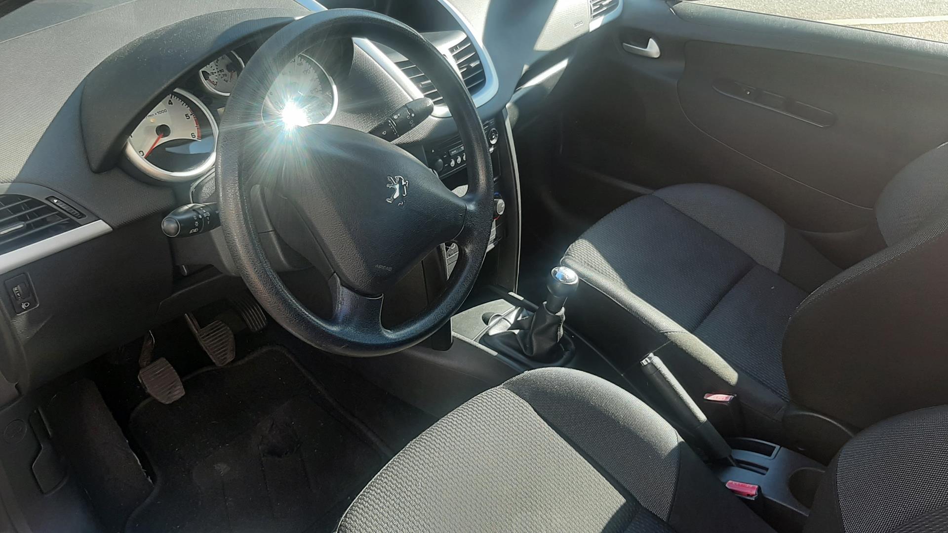 photos de la voiture en question