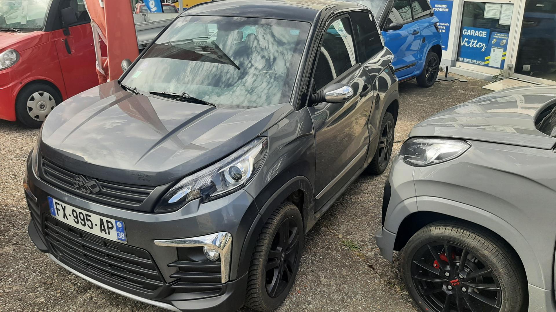 photos de la voiture en question