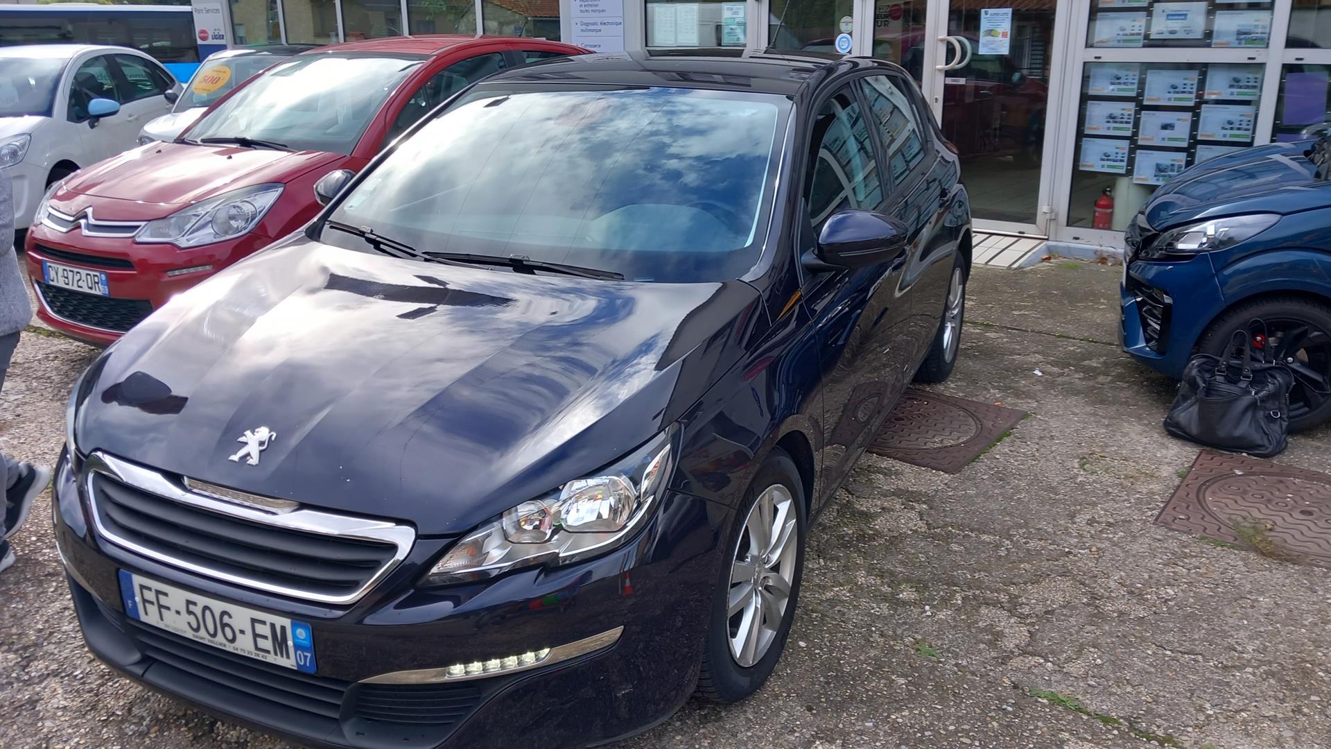 photos de la voiture en question