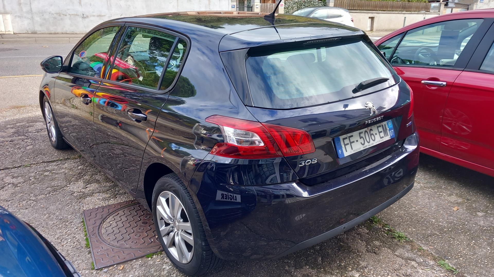 photos de la voiture en question